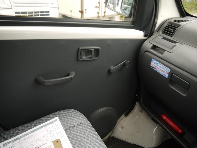 スペシャル　軽バン　ＡＴ　両側スライドドア　エアコン　パワーウィンドウ　運転席エアバッグ　助手席エアバッグ(17枚目)