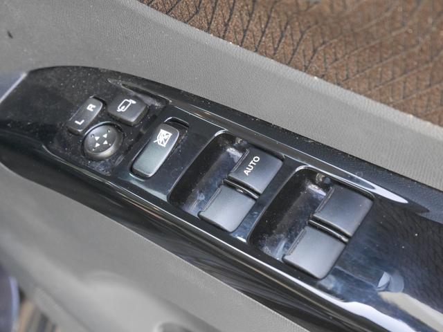 ルークス ハイウェイスターターボ　ドライブレコーダー　ＥＴＣ　両側電動スライドドア　ナビ　ＨＩＤ　スマートキー　電動格納ミラー　ベンチシート　ターボ　ＣＶＴ　盗難防止システム　ＡＢＳ　アルミホイール　衝突安全ボディ　エアコン（6枚目）