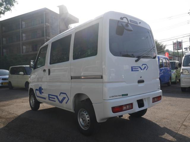 ミニキャブ・ミーブ ＣＤ　１６．０ｋｗｈ　４シーター　両側スライドドア　オートライト　ＥＳＣ　エアコン　パワーステアリング　パワーウィンドウ　助手席エアバッグ（17枚目）