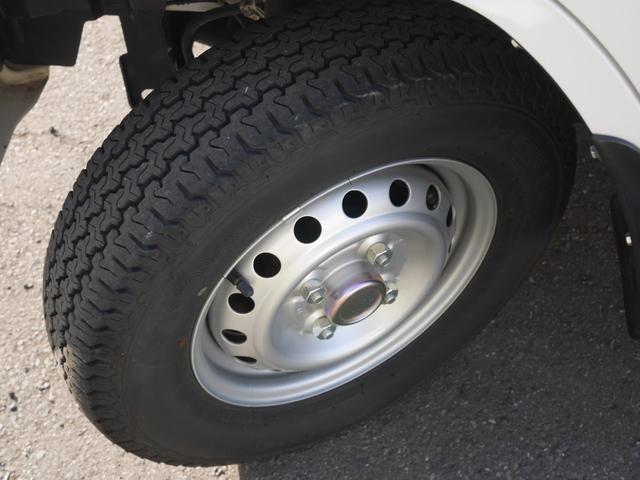 ミニキャブ・ミーブ ＣＤ　１６．０ｋｗｈ　４シーター　両側スライドドア　オートライト　ＥＳＣ　エアコン　パワーステアリング　パワーウィンドウ　助手席エアバッグ（23枚目）