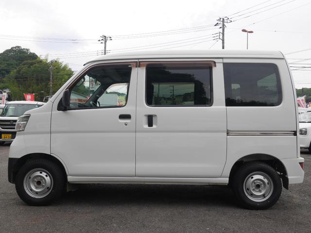 ハイゼットカーゴ ＤＸ　ＡＴ　両側スライドドア　アイドリングストップ　ＡＢＳ　エアコン　パワーステアリング　パワーウィンドウ　運転席エアバッグ　助手席エアバッグ（18枚目）