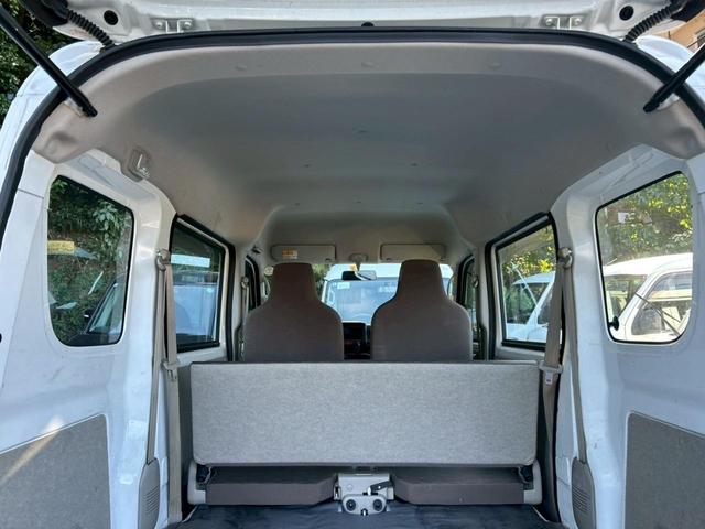 エブリイ ＰＡ　ＡＴ　両側スライドドア　エアコン　運転席エアバッグ　助手席エアバッグ（9枚目）