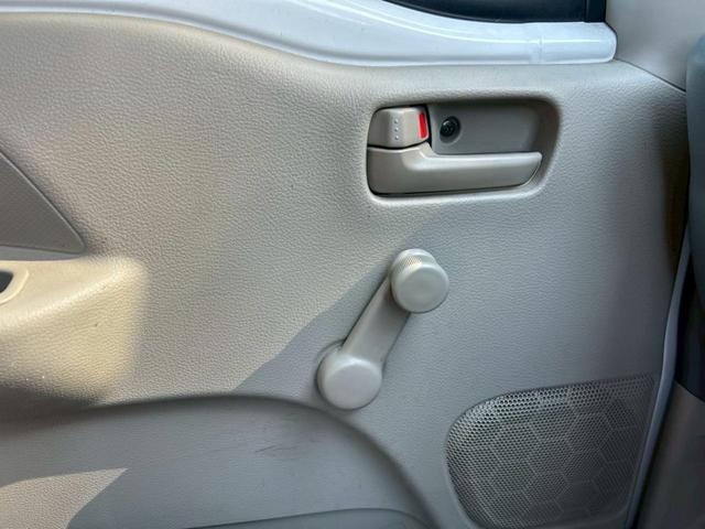 エブリイ ＰＡ　ＡＴ　両側スライドドア　エアコン　運転席エアバッグ　助手席エアバッグ（14枚目）