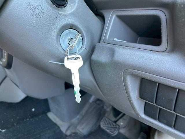 エブリイ ＰＡ　ＡＴ　両側スライドドア　エアコン　運転席エアバッグ　助手席エアバッグ（22枚目）