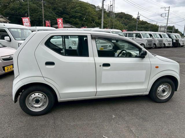 アルト ＶＰ　ＥＴＣ　キーレスエントリー　ＡＴ　盗難防止システム　ＡＢＳ　ＥＳＣ　衝突安全ボディ　エアコン　パワーステアリング　パワーウィンドウ（11枚目）