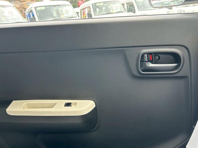 アルト ＶＰ　ＥＴＣ　キーレスエントリー　ＡＴ　盗難防止システム　ＡＢＳ　ＥＳＣ　衝突安全ボディ　エアコン　パワーステアリング　パワーウィンドウ（12枚目）