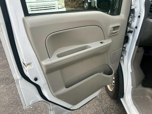 NV100クリッパーバン DX AT 衝突被害軽減システム クリアランスソナー レーンアシスト ドライブレコーダー ETC ナビ 両側スライドドア キーレスエントリー 電動格納ミラー ESC エアコン パワーウィンドウ(31枚目)