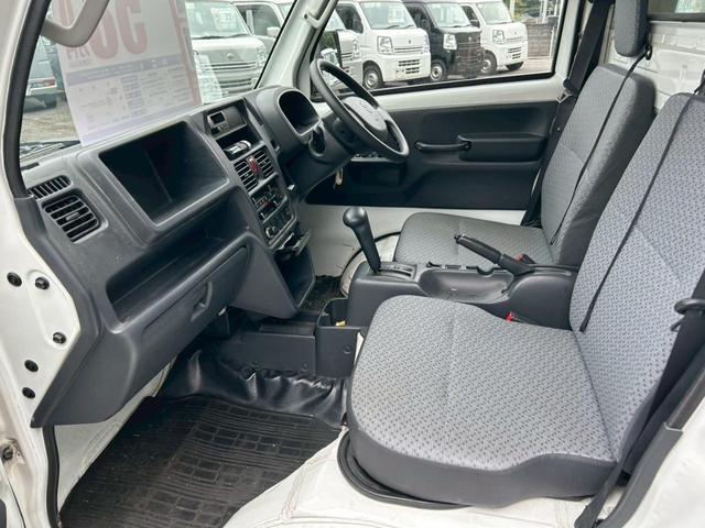 キャリイトラック 　ＡＴ　キーレスエントリー　エアコン　パワーステアリング　運転席エアバッグ（29枚目）