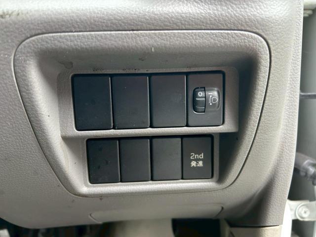 エブリイ ＰＡリミテッド　ＡＴ　両側スライドドア　キーレスエントリー　ＡＢＳ　エアコン　パワーステアリング　運転席エアバッグ　助手席エアバッグ（21枚目）