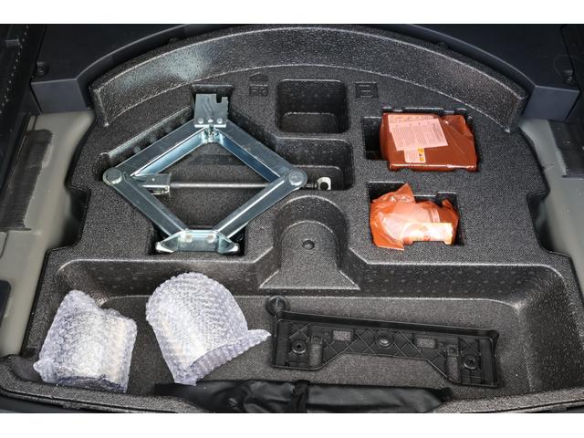 ＲＡＶ４ アドベンチャー　４ＷＤ　９インチフルセグＳＤナビ　サイドバックカメラ　ＥＴＣ　ＴＲＤ前後バンパーガーニッシュ　ＴＲＤルーフラック　ＴＲＤマッドガード　ワンオーナー（28枚目）