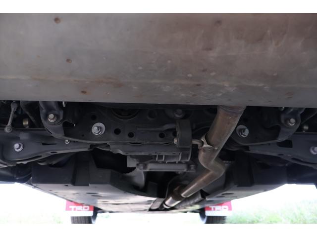 ＲＡＶ４ アドベンチャー　４ＷＤ　９インチフルセグＳＤナビ　サイドバックカメラ　ＥＴＣ　ＴＲＤ前後バンパーガーニッシュ　ＴＲＤルーフラック　ＴＲＤマッドガード　ワンオーナー（30枚目）