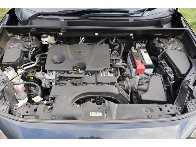 ＲＡＶ４ アドベンチャー　４ＷＤ　９インチフルセグＳＤナビ　サイドバックカメラ　ＥＴＣ　ＴＲＤ前後バンパーガーニッシュ　ＴＲＤルーフラック　ＴＲＤマッドガード　ワンオーナー（31枚目）