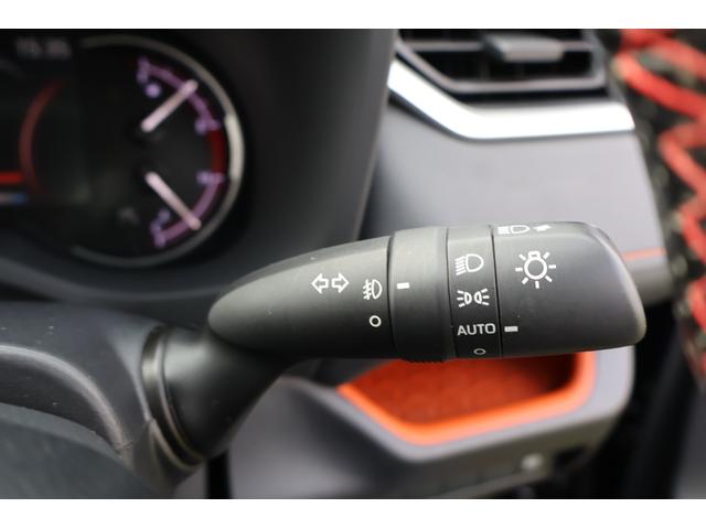 ＲＡＶ４ アドベンチャー　４ＷＤ　９インチフルセグＳＤナビ　サイドバックカメラ　ＥＴＣ　ＴＲＤ前後バンパーガーニッシュ　ＴＲＤルーフラック　ＴＲＤマッドガード　ワンオーナー（40枚目）
