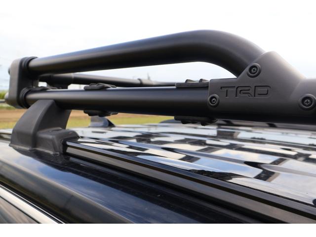 ＲＡＶ４ アドベンチャー　４ＷＤ　９インチフルセグＳＤナビ　サイドバックカメラ　ＥＴＣ　ＴＲＤ前後バンパーガーニッシュ　ＴＲＤルーフラック　ＴＲＤマッドガード　ワンオーナー（73枚目）