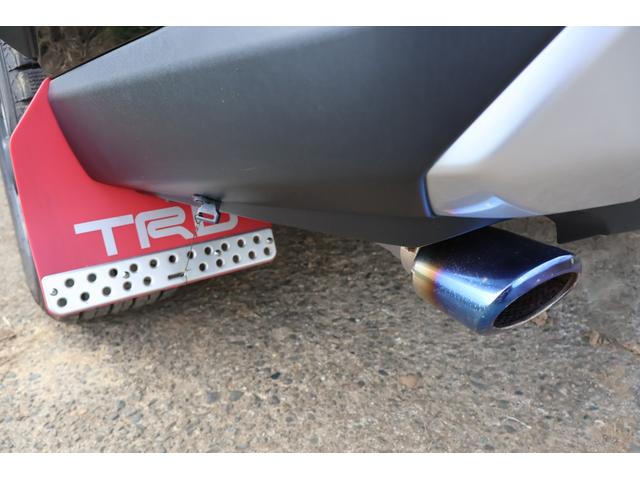 ＲＡＶ４ アドベンチャー　４ＷＤ　９インチフルセグＳＤナビ　サイドバックカメラ　ＥＴＣ　ＴＲＤ前後バンパーガーニッシュ　ＴＲＤルーフラック　ＴＲＤマッドガード　ワンオーナー（75枚目）