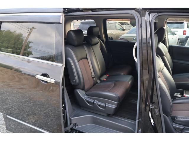 エルグランド 250ハイウェイスター 2500cc パートタイム4WD 夏冬アルミタイヤセット フルエアロ パワースライドドア(13枚目)