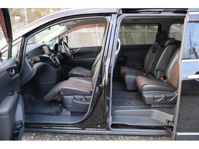 エルグランド 250ハイウェイスター 2500cc パートタイム4WD 夏冬アルミタイヤセット フルエアロ パワースライドドア(19枚目)