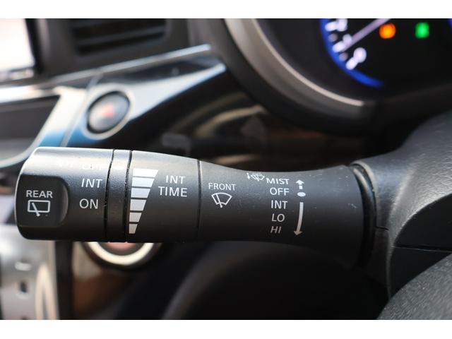 エルグランド 250ハイウェイスター 2500cc パートタイム4WD 夏冬アルミタイヤセット フルエアロ パワースライドドア(26枚目)