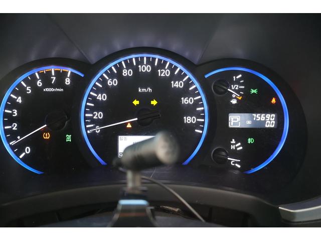 エルグランド 250ハイウェイスター 2500cc パートタイム4WD 夏冬アルミタイヤセット フルエアロ パワースライドドア(29枚目)