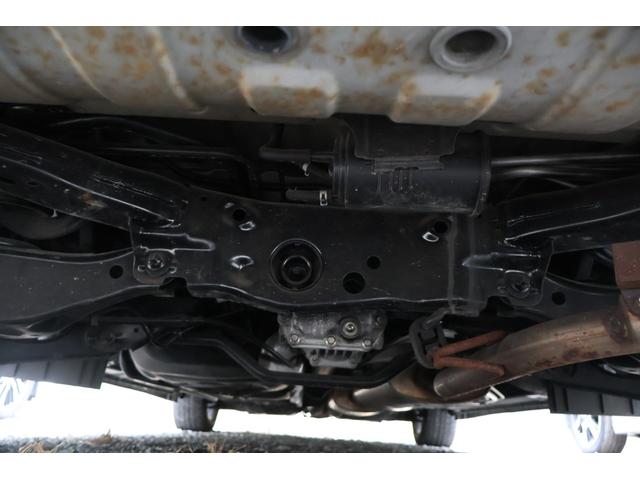 エルグランド 250ハイウェイスター 2500cc パートタイム4WD 夏冬アルミタイヤセット フルエアロ パワースライドドア(50枚目)