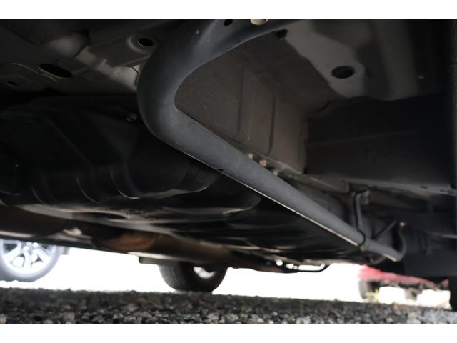 エルグランド 250ハイウェイスター 2500cc パートタイム4WD 夏冬アルミタイヤセット フルエアロ パワースライドドア(53枚目)