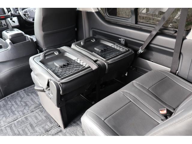 ハイエースワゴン グランドキャビン　４ＷＤ　１０人乗　トヨタセーフティセンス　パワースライドドア　ＬＥＤヘッドライト　オートエアコン　後席エアコン　フルセグメモリーナビ　バックカメラ　ＥＴＣ　コーナーセンサー　スマートキー（21枚目）