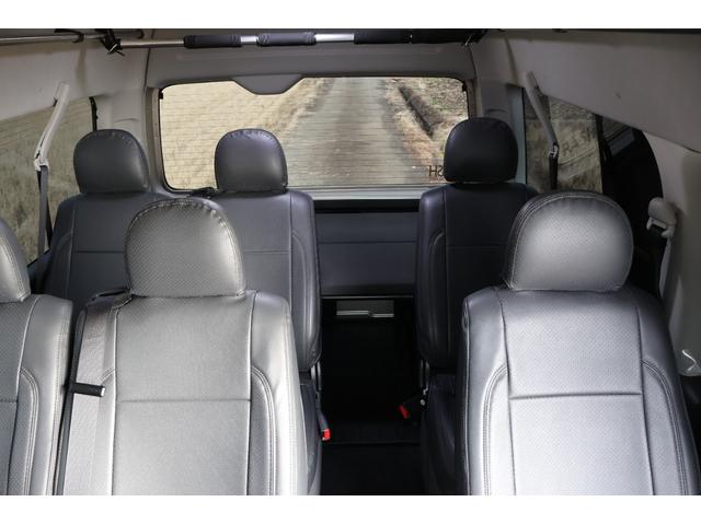 ハイエースワゴン グランドキャビン　４ＷＤ　１０人乗　トヨタセーフティセンス　パワースライドドア　ＬＥＤヘッドライト　オートエアコン　後席エアコン　フルセグメモリーナビ　バックカメラ　ＥＴＣ　コーナーセンサー　スマートキー（23枚目）