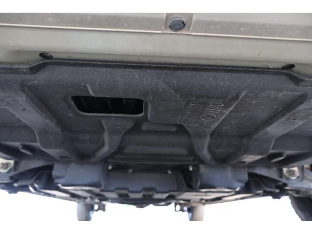 ハイエースワゴン グランドキャビン　４ＷＤ　１０人乗　トヨタセーフティセンス　パワースライドドア　ＬＥＤヘッドライト　オートエアコン　後席エアコン　フルセグメモリーナビ　バックカメラ　ＥＴＣ　コーナーセンサー　スマートキー（29枚目）