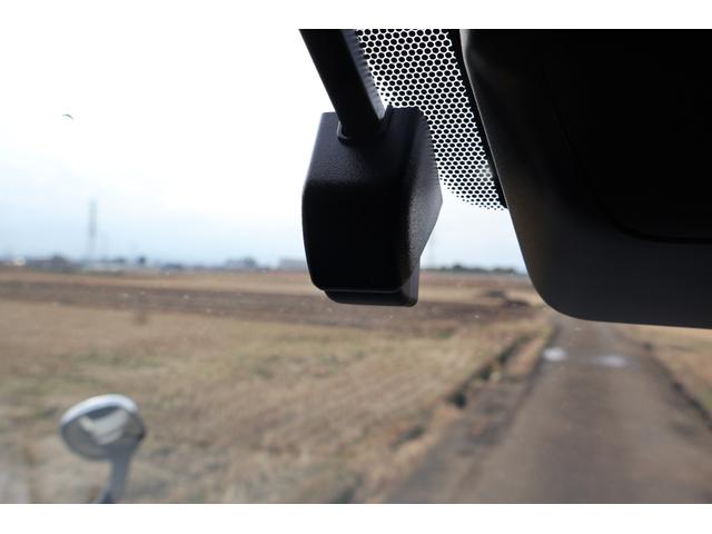 ハイエースワゴン グランドキャビン　４ＷＤ　１０人乗　トヨタセーフティセンス　パワースライドドア　ＬＥＤヘッドライト　オートエアコン　後席エアコン　フルセグメモリーナビ　バックカメラ　ＥＴＣ　コーナーセンサー　スマートキー（61枚目）