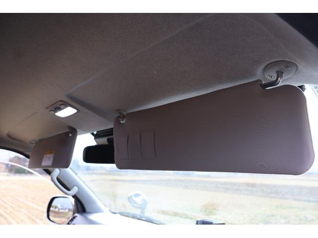 ハイエースワゴン グランドキャビン　４ＷＤ　１０人乗　トヨタセーフティセンス　パワースライドドア　ＬＥＤヘッドライト　オートエアコン　後席エアコン　フルセグメモリーナビ　バックカメラ　ＥＴＣ　コーナーセンサー　スマートキー（68枚目）
