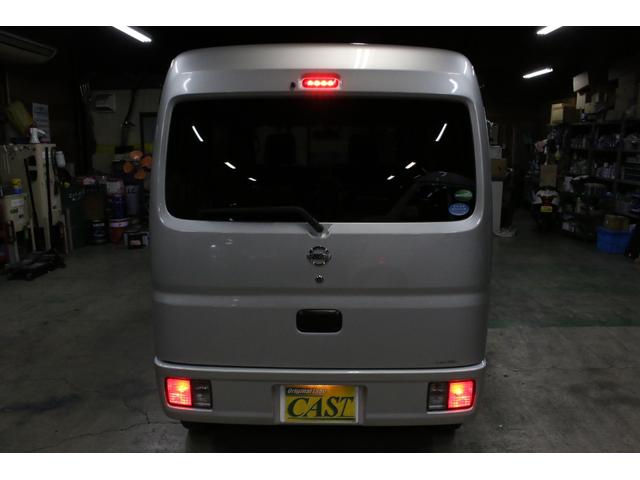 NV100クリッパーバン GX 5速マニュアル クラッチ交換済 ハイルーフ 全席パワーウィンドウ キーレス ナビ フルセグTV Bluetooth ETC ドラレコ Wエアバッグ ABS リヤヒーター リヤ5面プライバシーガラス(27枚目)