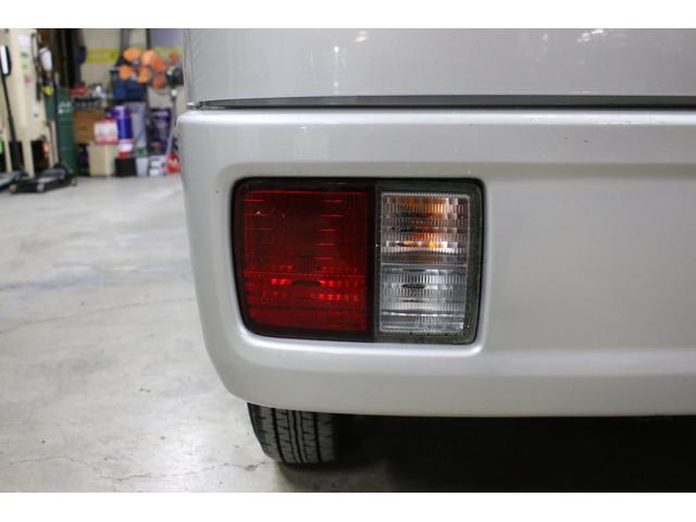 NV100クリッパーバン DX 5速マニュアル ハイルーフ 純正キーレス 集中ドアロック ナビ TV Bluetooth CD SD USB リア5面スモークフィルム ドアバイザー ヘッドライトレベライザー Wエアバッグ(18枚目)