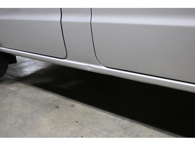 NV100クリッパーバン DX 5速マニュアル ハイルーフ 純正キーレス 集中ドアロック ナビ TV Bluetooth CD SD USB リア5面スモークフィルム ドアバイザー ヘッドライトレベライザー Wエアバッグ(33枚目)