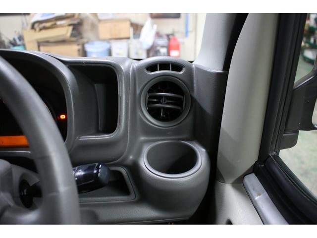 NV100クリッパーバン DX 5速マニュアル ハイルーフ 純正キーレス 集中ドアロック ナビ TV Bluetooth CD SD USB リア5面スモークフィルム ドアバイザー ヘッドライトレベライザー Wエアバッグ(63枚目)