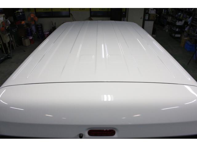 ＮＶ１００クリッパーバン ＤＸ　ＧＬパッケージ　オートマ　５ＡＧＳ　純正キーレス　前席パワーウィンドウ　ナビ　ＴＶ　ＣＤ　ＳＤ　ＵＳＢ　バックカメラ　リア５面プライバシーガラス　オーバーヘッドコンソール　Ｗエアバッグ　ＡＢＳ　ヘッドライトレベライザ（13枚目）