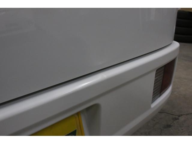 ＮＶ１００クリッパーバン ＤＸ　ＧＬパッケージ　オートマ　５ＡＧＳ　純正キーレス　前席パワーウィンドウ　ナビ　ＴＶ　ＣＤ　ＳＤ　ＵＳＢ　バックカメラ　リア５面プライバシーガラス　オーバーヘッドコンソール　Ｗエアバッグ　ＡＢＳ　ヘッドライトレベライザ（33枚目）