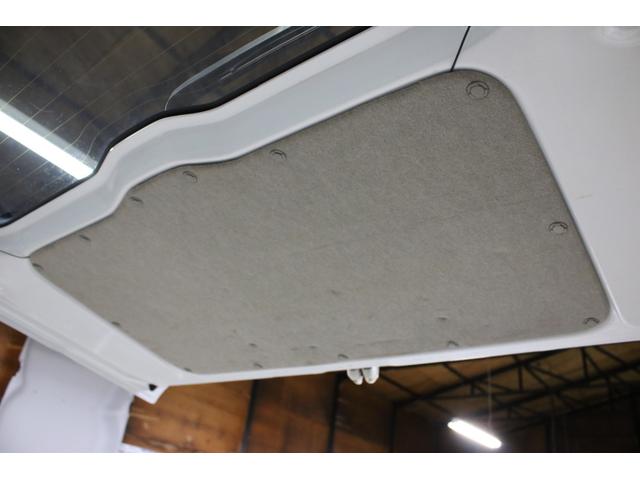 ＮＶ１００クリッパーバン ＤＸ　ＧＬパッケージ　オートマ　５ＡＧＳ　純正キーレス　前席パワーウィンドウ　ナビ　ＴＶ　ＣＤ　ＳＤ　ＵＳＢ　バックカメラ　リア５面プライバシーガラス　オーバーヘッドコンソール　Ｗエアバッグ　ＡＢＳ　ヘッドライトレベライザ（72枚目）