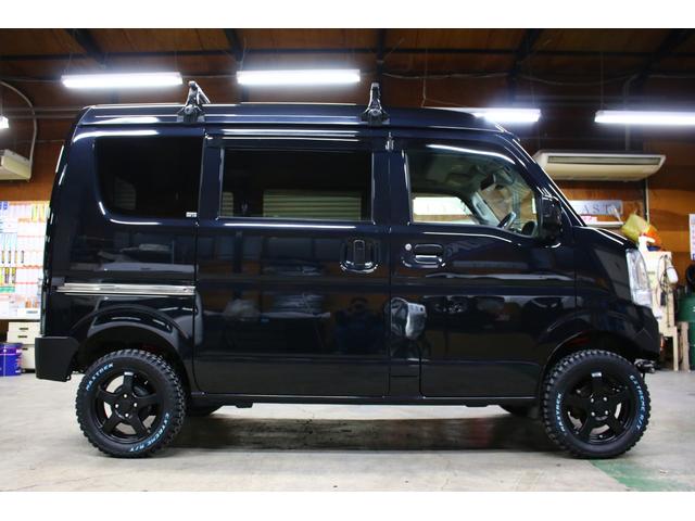 ＮＶ１００クリッパーバン ＤＸ　ＧＬエマージェンシーブレーキパッケージ　４ＷＤボタン切替　５ＡＧＳオートマ　２ｎｄ発進付　リフトアップ　アップサス　１４ＡＷ　ショートバンパーチッピングブラック塗装　ＬＥＤバルブ　ナビ　ＴＶ　Ｂｌｕｅｔｏｏｔｈ　Ｂカメラ　ＥＴＣ　ドラレコ（8枚目）