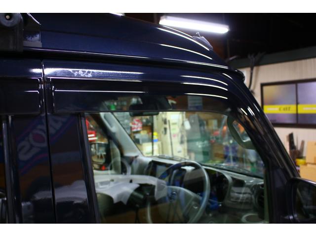 ＮＶ１００クリッパーバン ＤＸ　ＧＬエマージェンシーブレーキパッケージ　４ＷＤボタン切替　５ＡＧＳオートマ　２ｎｄ発進付　リフトアップ　アップサス　１４ＡＷ　ショートバンパーチッピングブラック塗装　ＬＥＤバルブ　ナビ　ＴＶ　Ｂｌｕｅｔｏｏｔｈ　Ｂカメラ　ＥＴＣ　ドラレコ（23枚目）