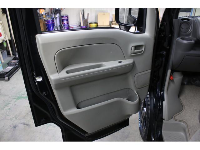 ＮＶ１００クリッパーバン ＤＸ　ＧＬエマージェンシーブレーキパッケージ　４ＷＤボタン切替　５ＡＧＳオートマ　２ｎｄ発進付　リフトアップ　アップサス　１４ＡＷ　ショートバンパーチッピングブラック塗装　ＬＥＤバルブ　ナビ　ＴＶ　Ｂｌｕｅｔｏｏｔｈ　Ｂカメラ　ＥＴＣ　ドラレコ（76枚目）