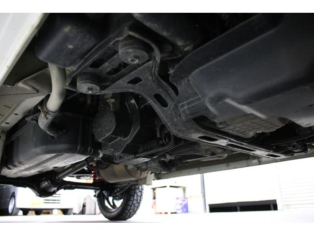 エブリイ ＰＡ　パートタイム４ＷＤ　ボタン切替　リフトアップ　１５インチアルミホイール　ショートバンパー仕様チッピング塗装　オリジナルスキッドプレート　ＬＥＤライト　ナビＴＶ　ブルートゥース　ＤＶＤ　Ｂカメ　ＥＴＣ（31枚目）