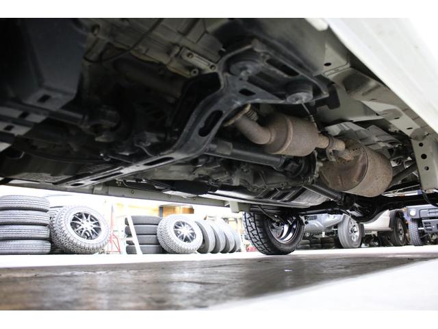 エブリイ ＰＡ　パートタイム４ＷＤ　ボタン切替　リフトアップ　１５インチアルミホイール　ショートバンパー仕様チッピング塗装　オリジナルスキッドプレート　ＬＥＤライト　ナビＴＶ　ブルートゥース　ＤＶＤ　Ｂカメ　ＥＴＣ（33枚目）