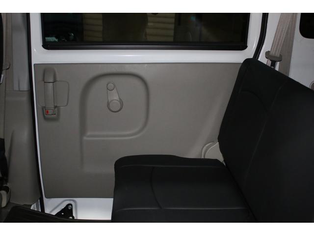 エブリイ ＰＡ　パートタイム４ＷＤ　ボタン切替　リフトアップ　１５インチアルミホイール　ショートバンパー仕様チッピング塗装　オリジナルスキッドプレート　ＬＥＤライト　ナビＴＶ　ブルートゥース　ＤＶＤ　Ｂカメ　ＥＴＣ（73枚目）