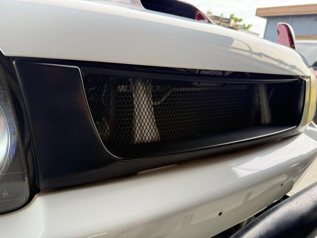 ジムニー ＸＧ　６型　５ＭＴ　車検２年付　猪狩バンパー　リフトアップ　ブリスターフェンダー　ナンバー移設キット　社外マフラー　社外１６インチＡＷ　社外エアクリ　社外ステアリング　社外テール　社外ラテラル　防錆塗装済（41枚目）