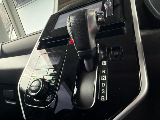 タンク カスタムG S モデリスタフルエアロ ワンオーナー コンフォートパッケージ 両側パワスラ シートヒーター 衝突被害軽減ブレーキ クルーズコントロール クリアランスソナー 純正SDナビ Bluetooth リアテーブル(30枚目)