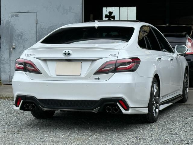 クラウンハイブリッド ＲＳアドバンス　後期型　法人１オナ　サンルーフ　ＴＲＤエアロ　黒本革シート　４本出しマフラー　セーフティパッケージプラス　デジタルインナーミラー　純正１２．３インチナビ　ヘッドアップディスプレイ　純正１８インチＡＷ（4枚目）