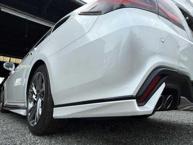 クラウンハイブリッド ＲＳアドバンス　後期型　法人１オナ　サンルーフ　ＴＲＤエアロ　黒本革シート　４本出しマフラー　セーフティパッケージプラス　デジタルインナーミラー　純正１２．３インチナビ　ヘッドアップディスプレイ　純正１８インチＡＷ（14枚目）