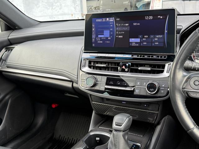 クラウンハイブリッド ＲＳアドバンス　後期型　法人１オナ　サンルーフ　ＴＲＤエアロ　黒本革シート　４本出しマフラー　セーフティパッケージプラス　デジタルインナーミラー　純正１２．３インチナビ　ヘッドアップディスプレイ　純正１８インチＡＷ（37枚目）