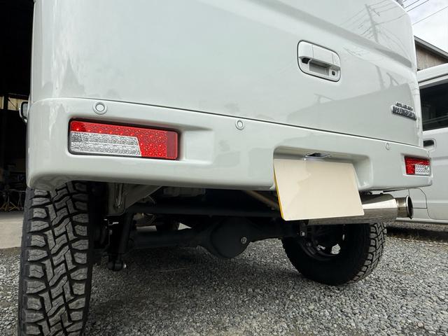 エブリイワゴン ＰＺターボスペシャル　プラスライン公認４インチリフトアップ　プラスライン前後バンパー　プラスラインマフラー　ＡＬＰＩＮＥ８インチナビ　ＡＬＰＩＮＥフリップダウンモニター　ＡＬＰＩＮＥデジタルインナーミラー　スキッドプレート（23枚目）