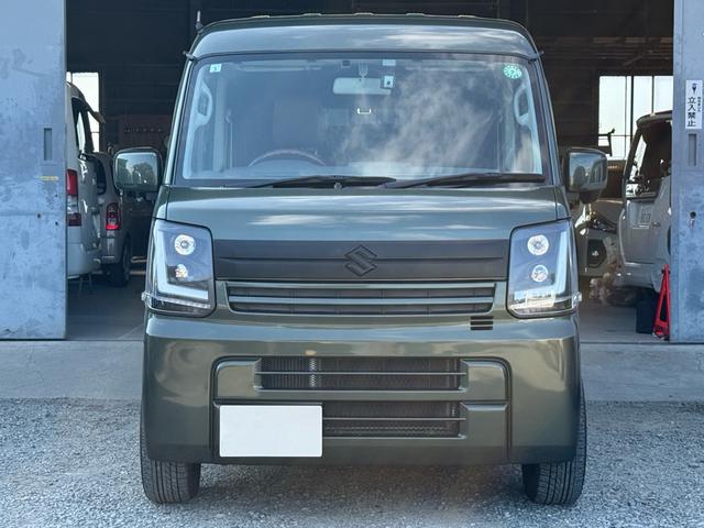 エブリイ ジョインターボ　５ＭＴ　ＢＬＩＴＺ車高調　荷室フローリング仕様　デイトナ１４インチＷ　社外インナーブラックヘッドライト　社外テール　ロッソモデロ２本出しマフラー　レザー調シートカバー　ルーフ用ネットラック（2枚目）